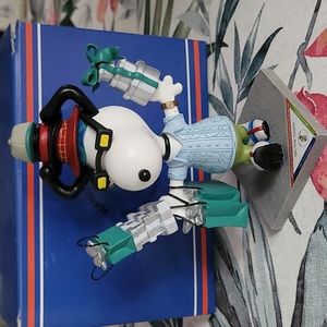 Peanuts 🥜 on Parade Saint Paul's Tribute to Charles M Schultz ON THE TOWN